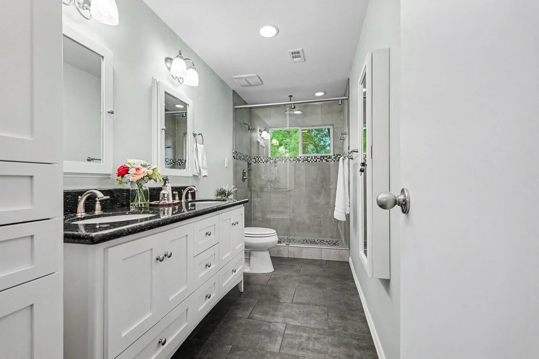 Photo of 15703 Maple Manor Drive