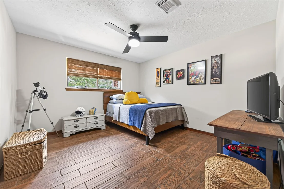 Photo of 18903 Grosbeak Lane