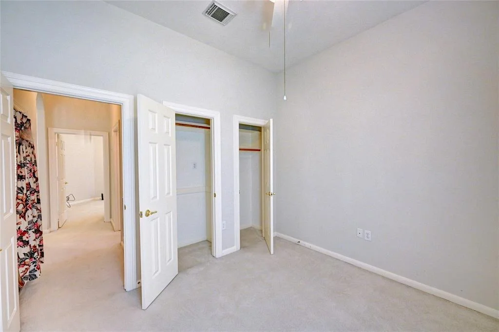 Photo of 42 N Belfair Place
