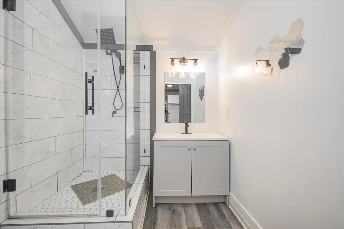 Photo of 609 Hurst Street