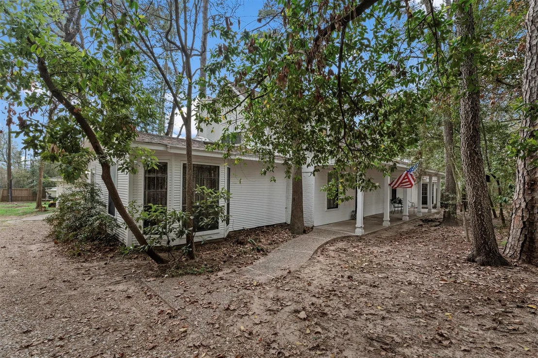 Photo of 2322 Shadow Glen