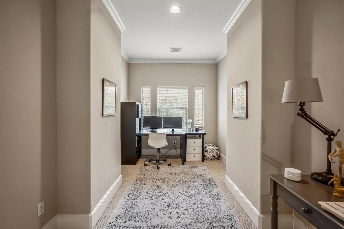 Photo of 10203 Earlington Manor Drive