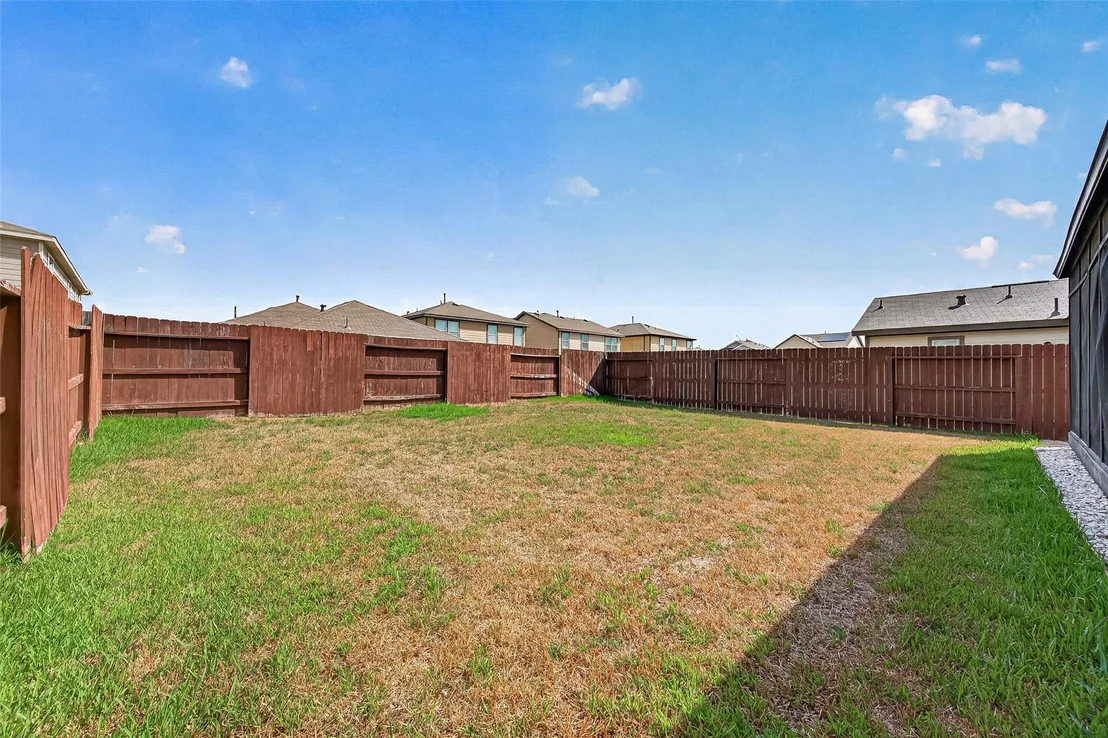 Photo of 25314 Queens Causeway Lane