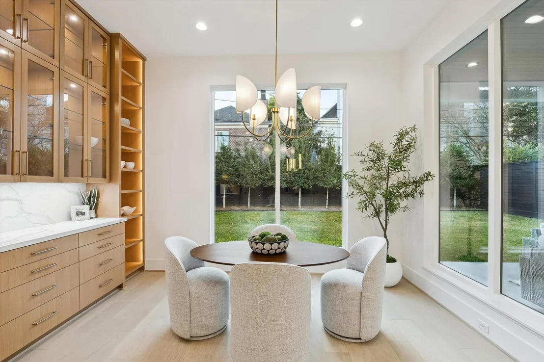 Photo of 2118 Westgate Drive