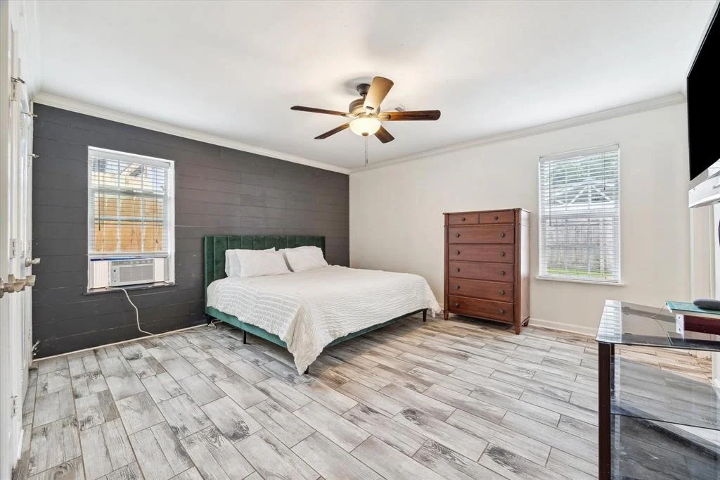 Photo of 3910 Dolphin Lane