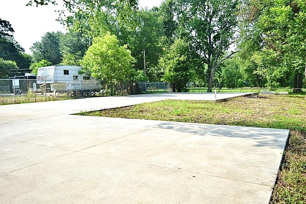 Photo of 852 Veller Drive