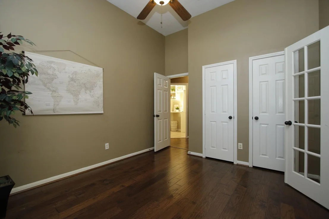 Photo of 9203 Memorial Pines Way