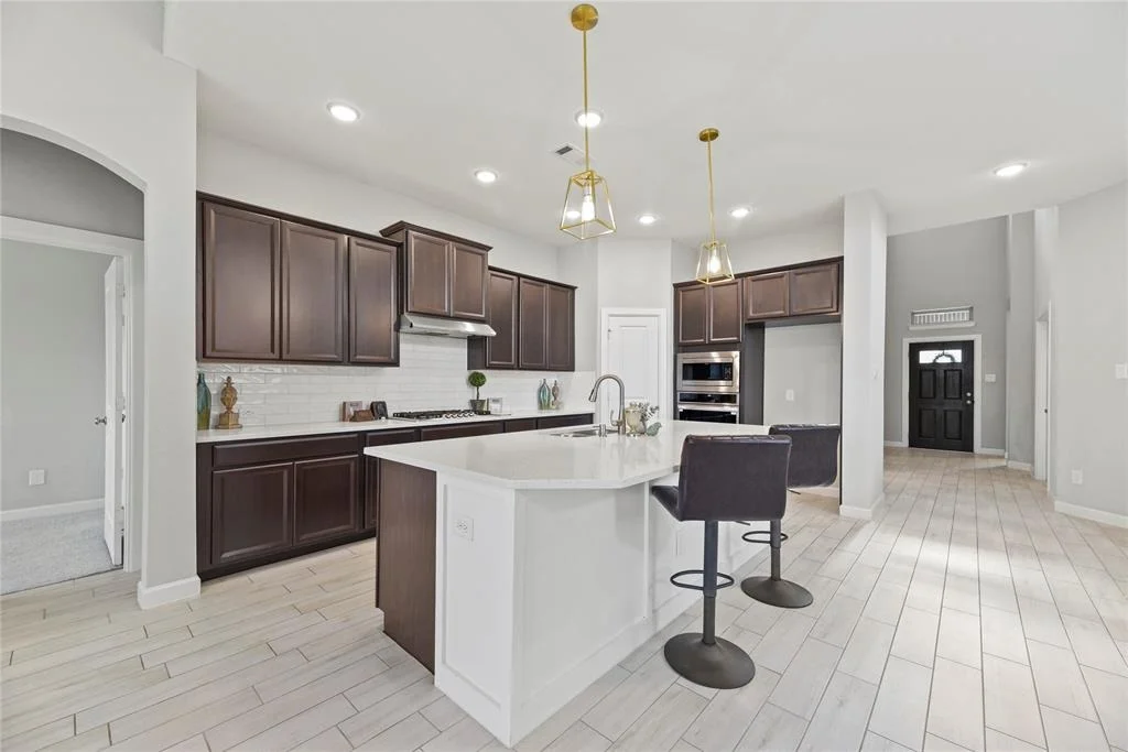 Photo of 10919 Crestwood Point Circle