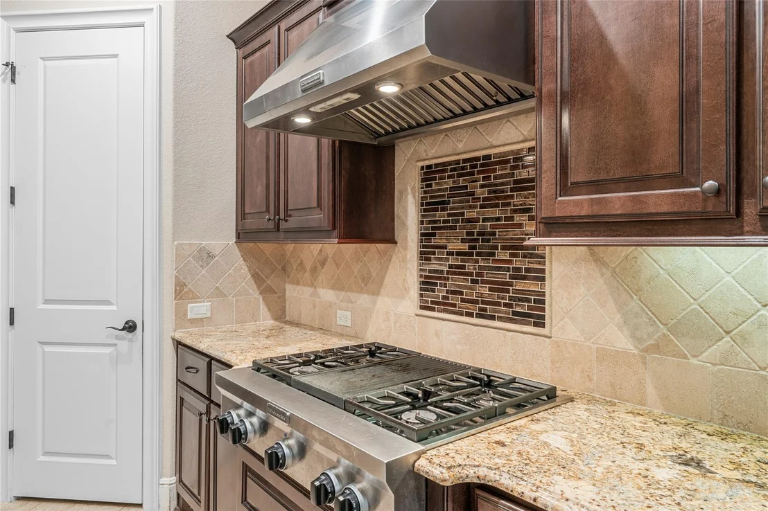 Photo of 15611 Lake Iris Drive