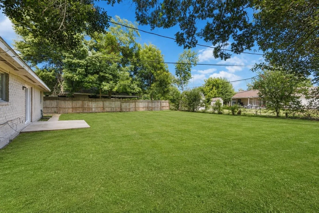 Photo of 5114 Heatherbrook Drive
