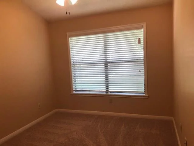 Photo of 419 Paradise Lane
