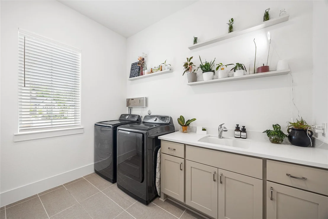 Photo of 4114 Pleasant Ridge Drive