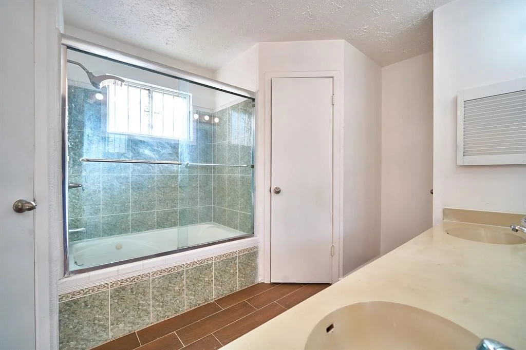 Photo of 13002 Becklin Lane