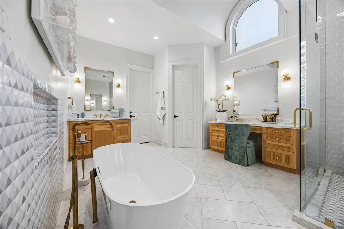 Photo of 3111 Plumb Street