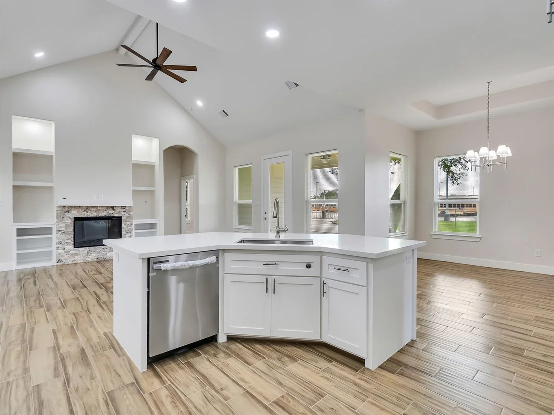 Photo of 4102 Hill Avenue