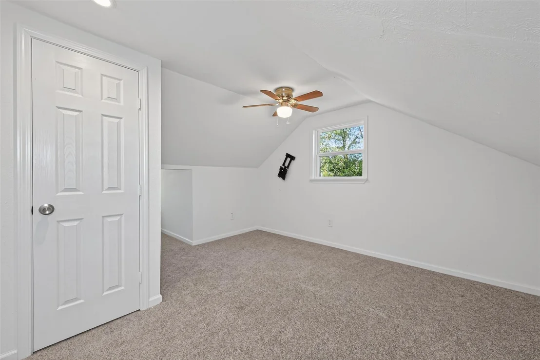 Photo of 170 Walter Drive