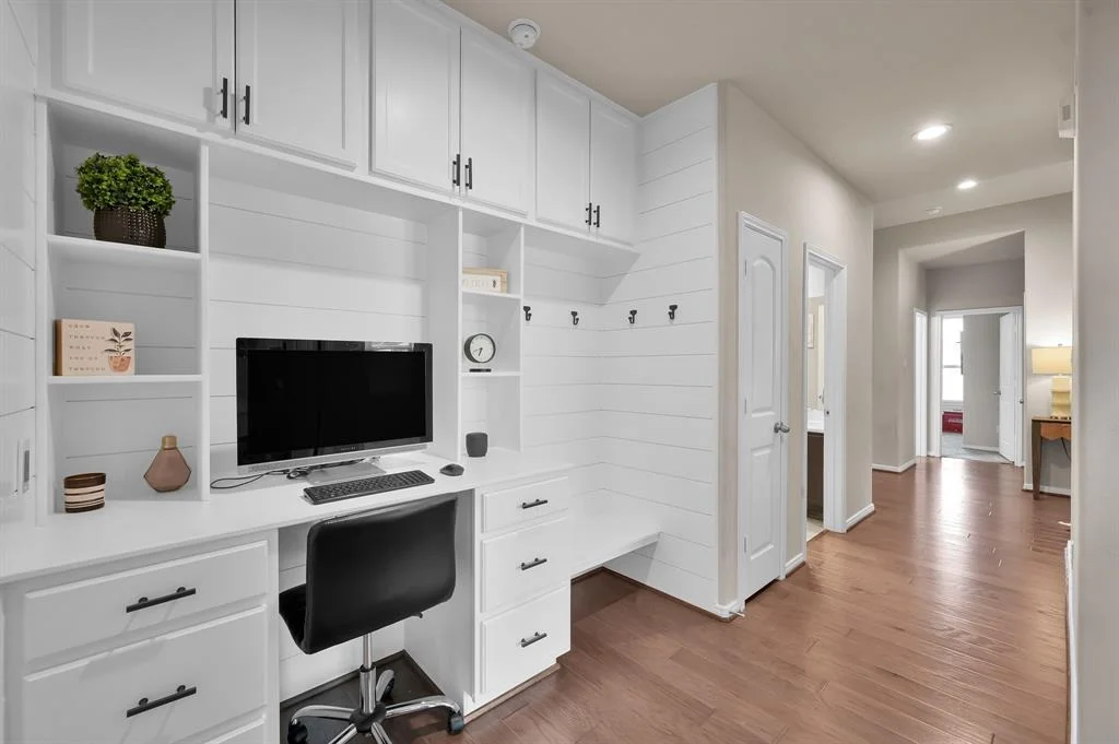 Photo of 9175 White Tail Drive
