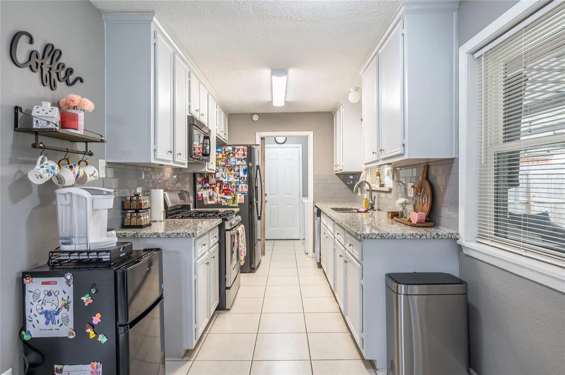 Photo of 2409 Raspberry Lane