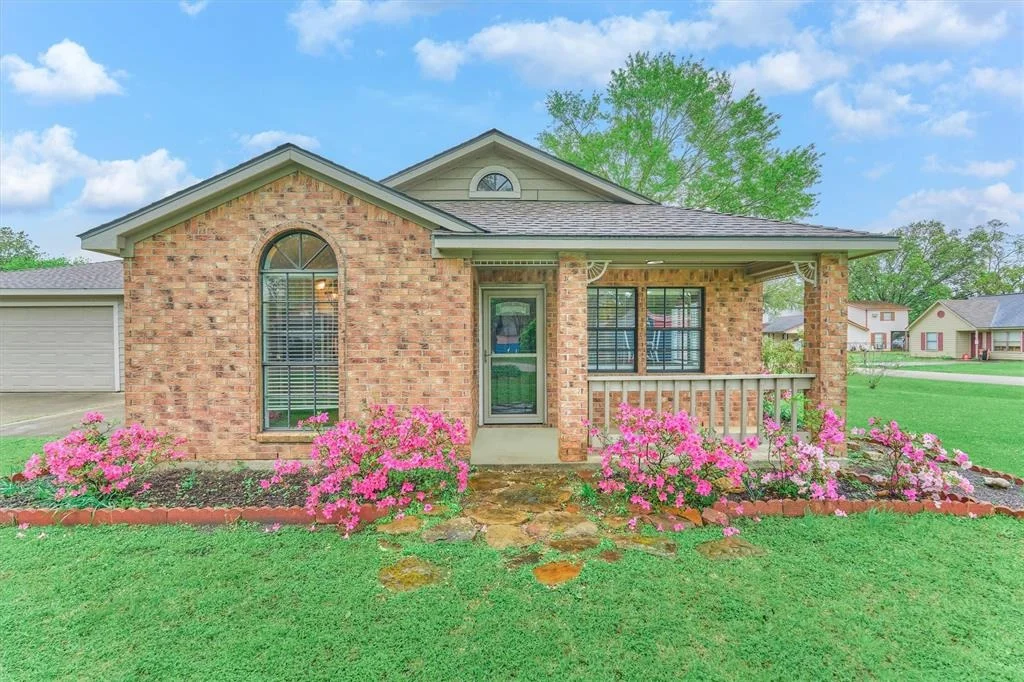 Photo of 15205 Starboard Drive