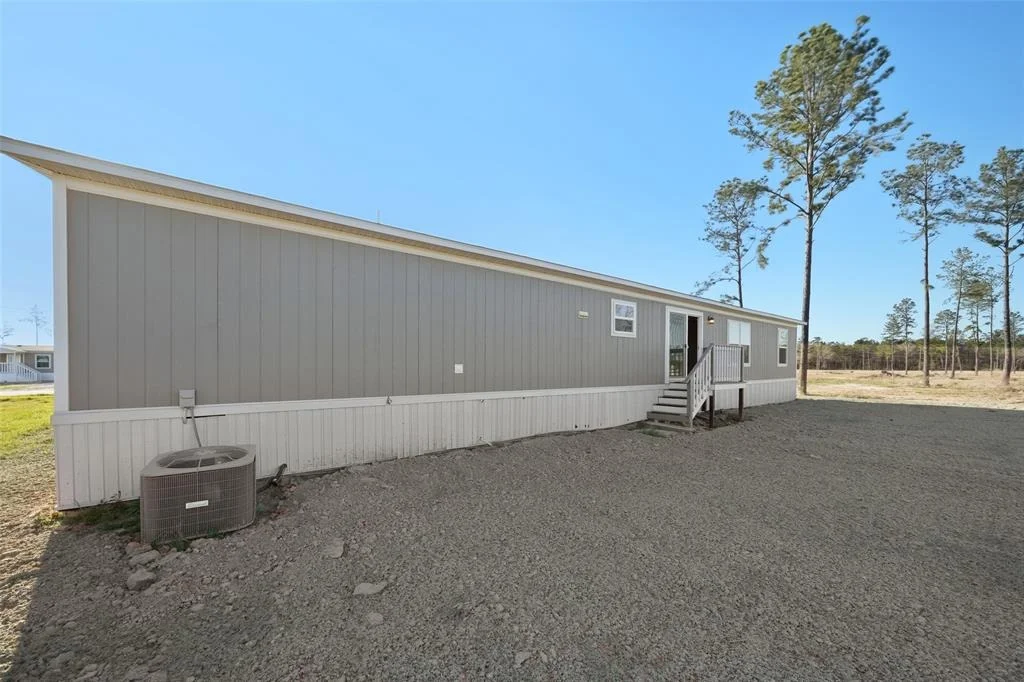 Photo of 13081 Lewelling Drive