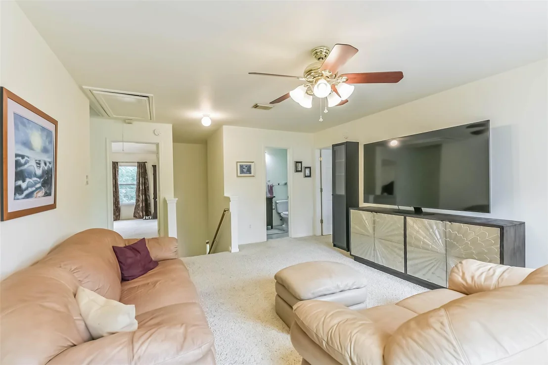 Photo of 21930 Willow Shadows Drive