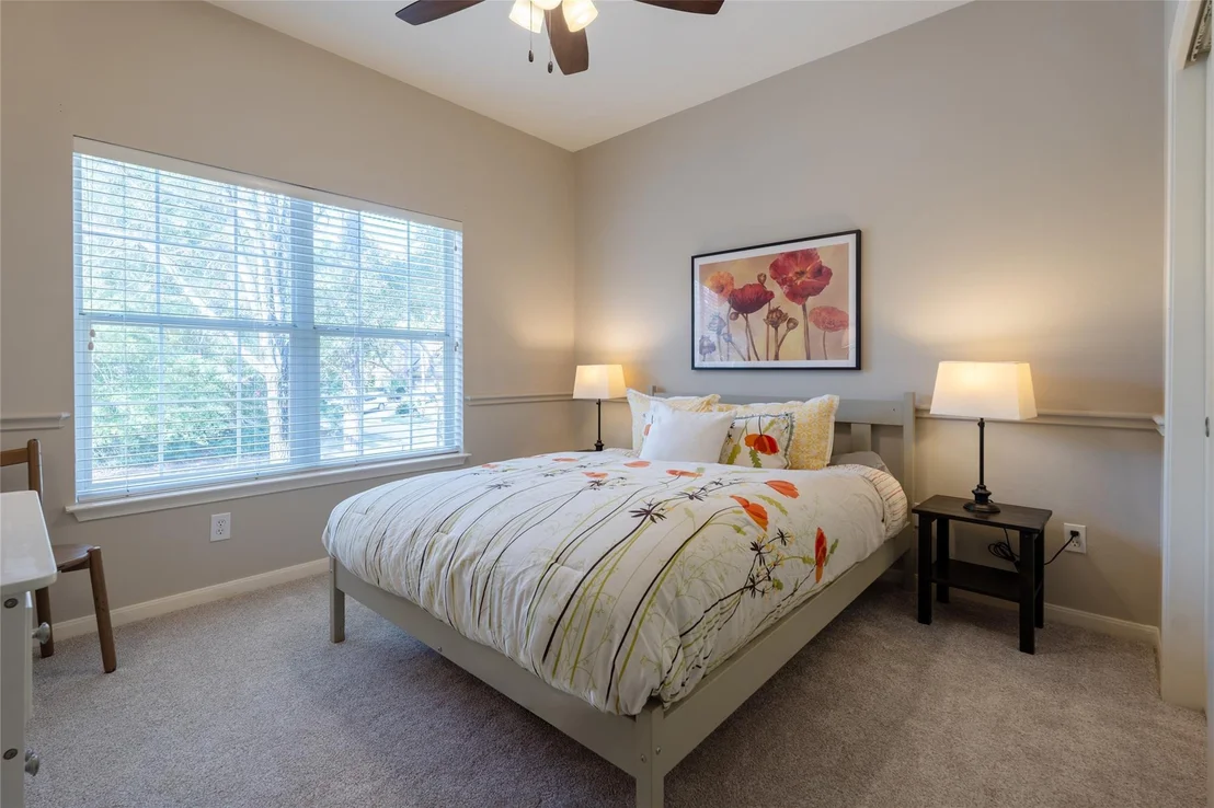 Photo of 150 Goldenvine Court