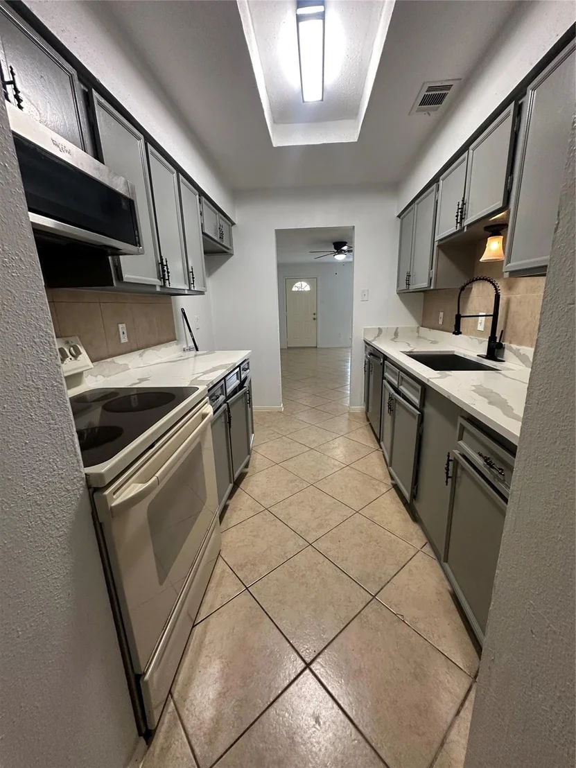 Photo of 12808 Dairy Brook Drive
