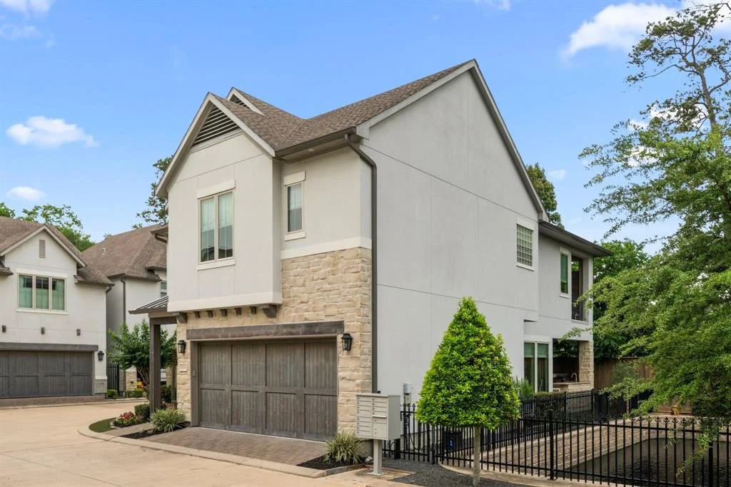 Photo of 10214 Preston Crest Drive