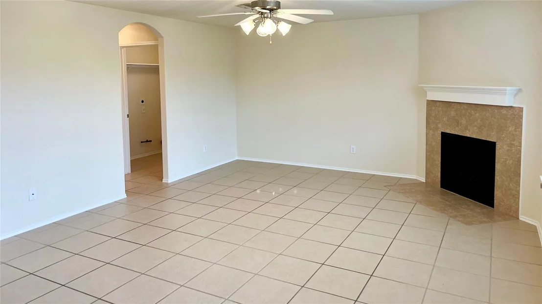Photo of 1114 Aster Road