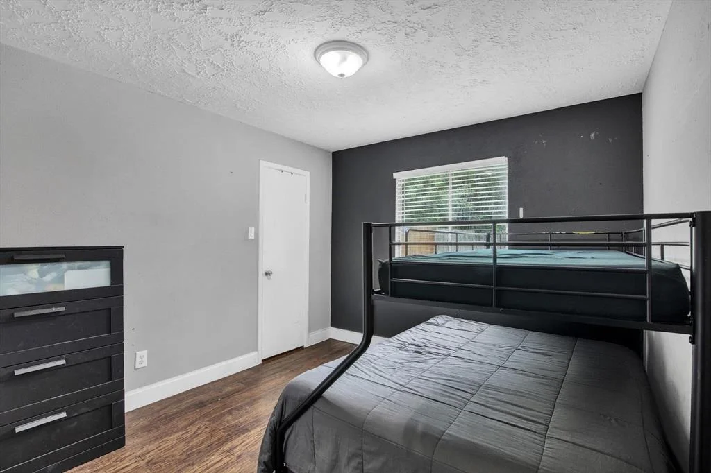 Photo of 21214 Castlemont Lane