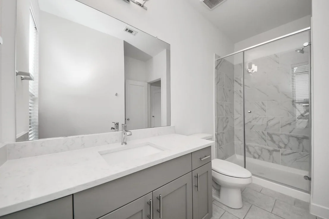 Photo of 18527 Centro Row