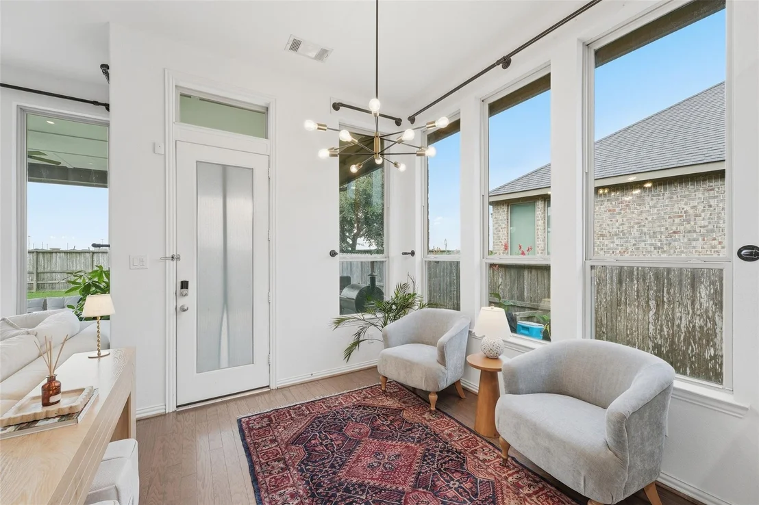 Photo of 28007 Castle Park Lane