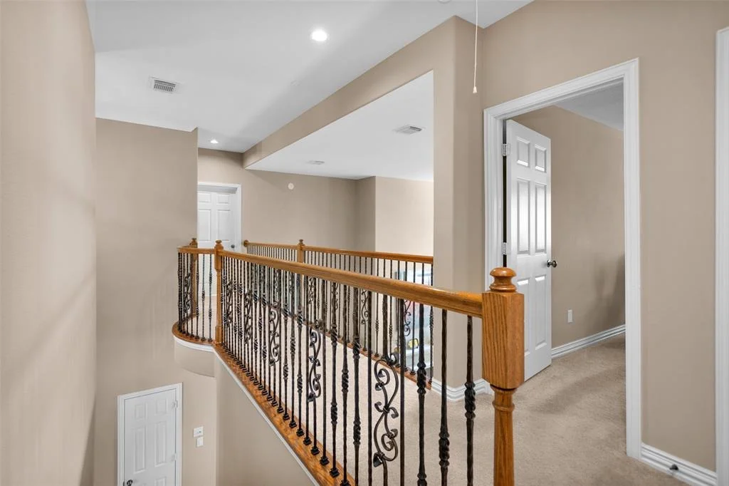 Photo of 74 S Scribewood Circle