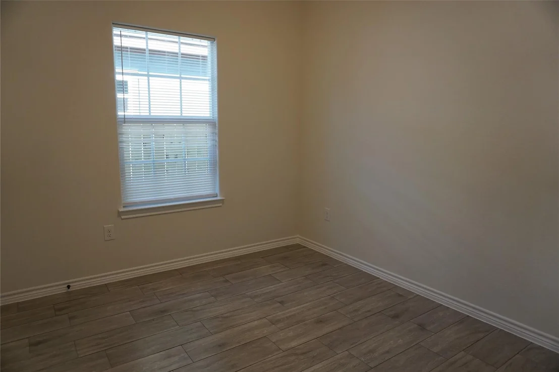 Photo of 10002 Calendar Street