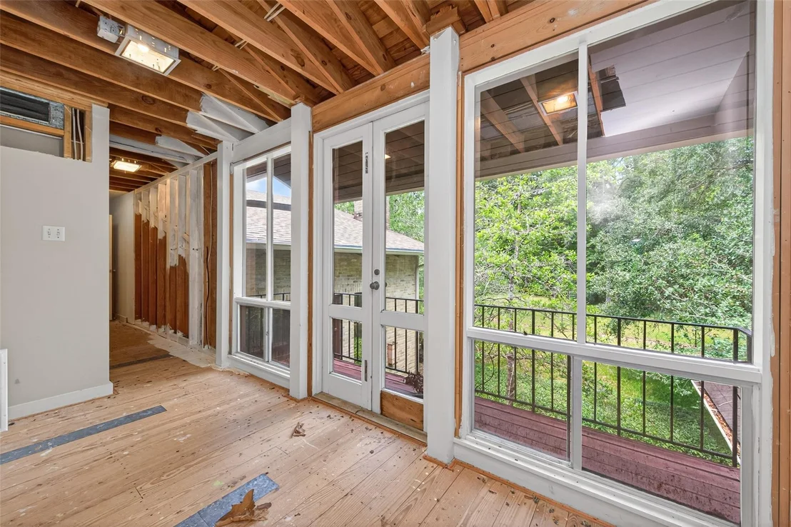 Photo of 219 Cardinal Drive