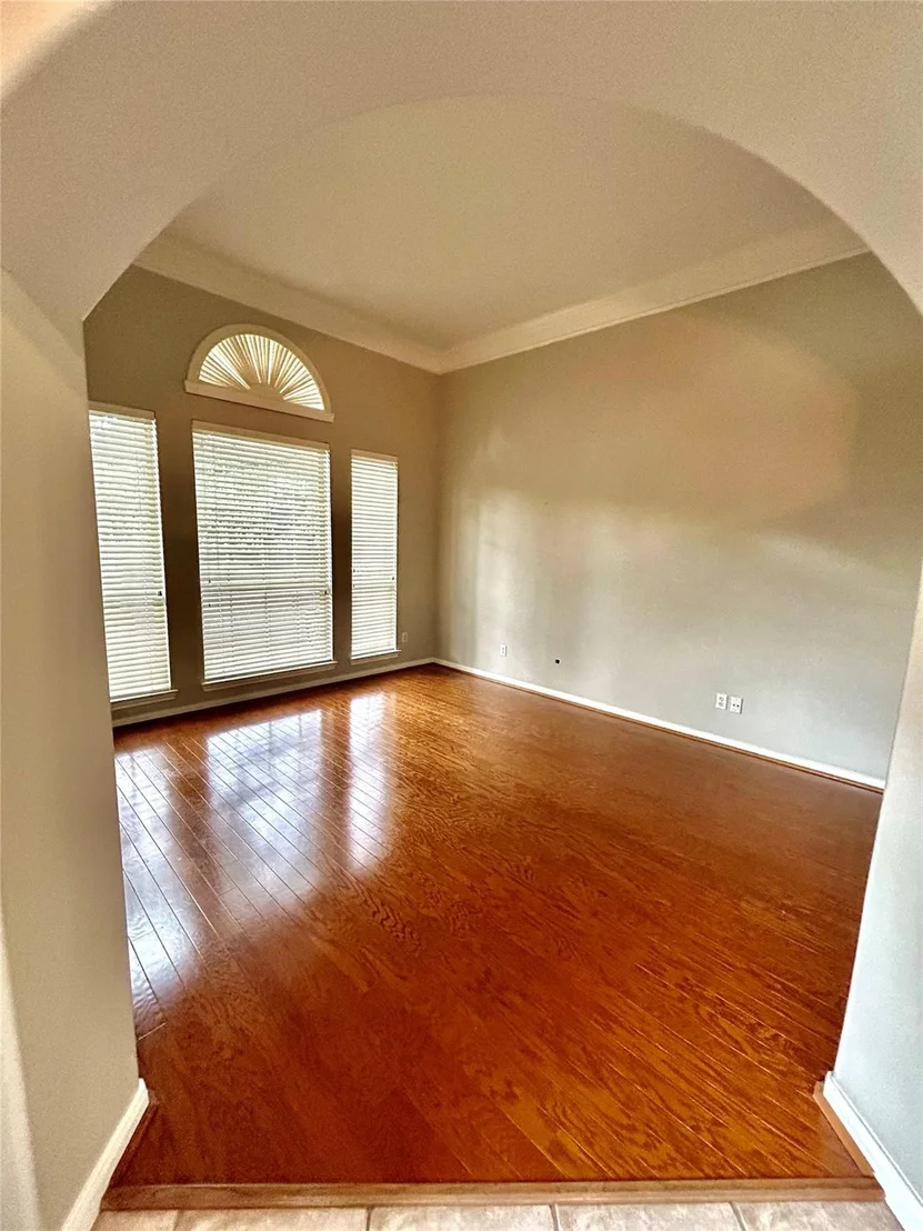 Photo of 15802 Deerpath Court