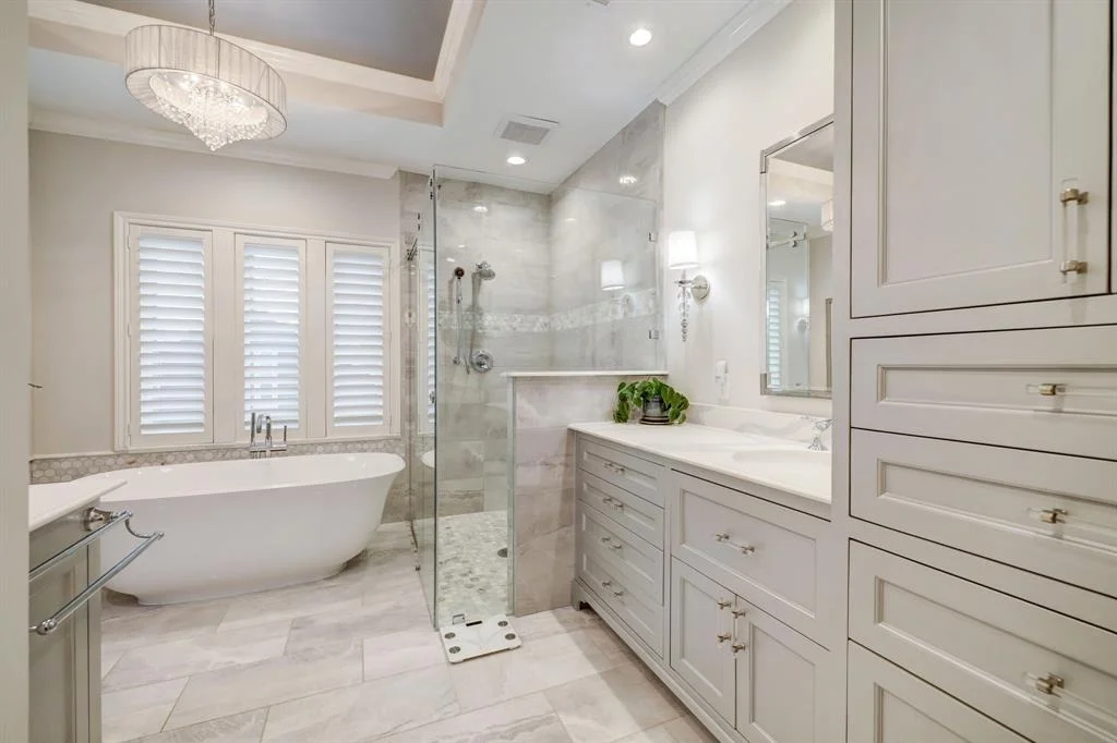 Photo of 2535 N Macgregor Way