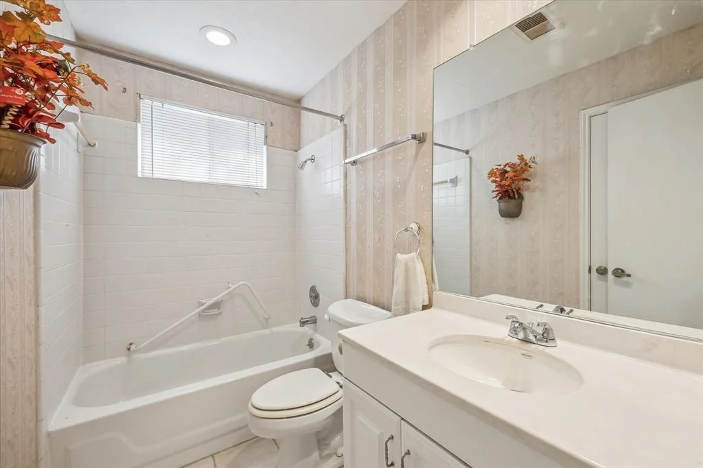 Photo of 8802 Enchanted Forest Drive