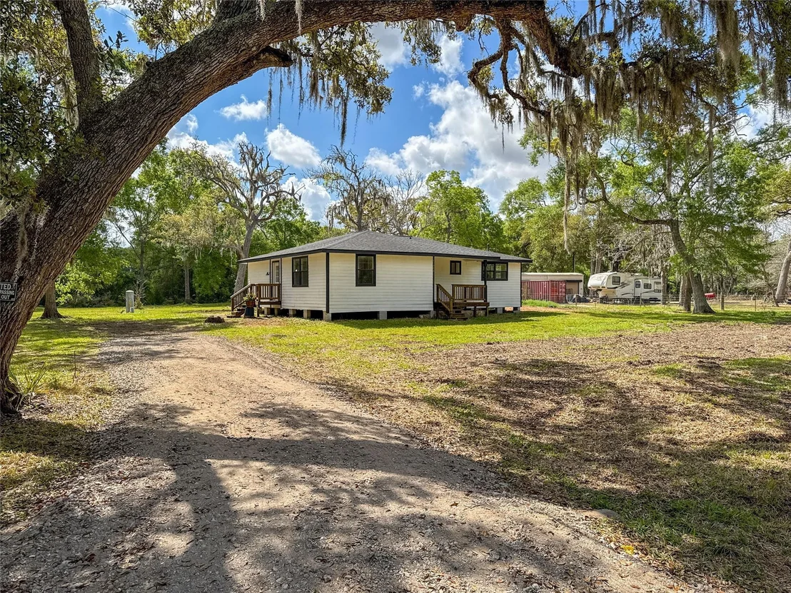 Photo of 17958 County Road 426