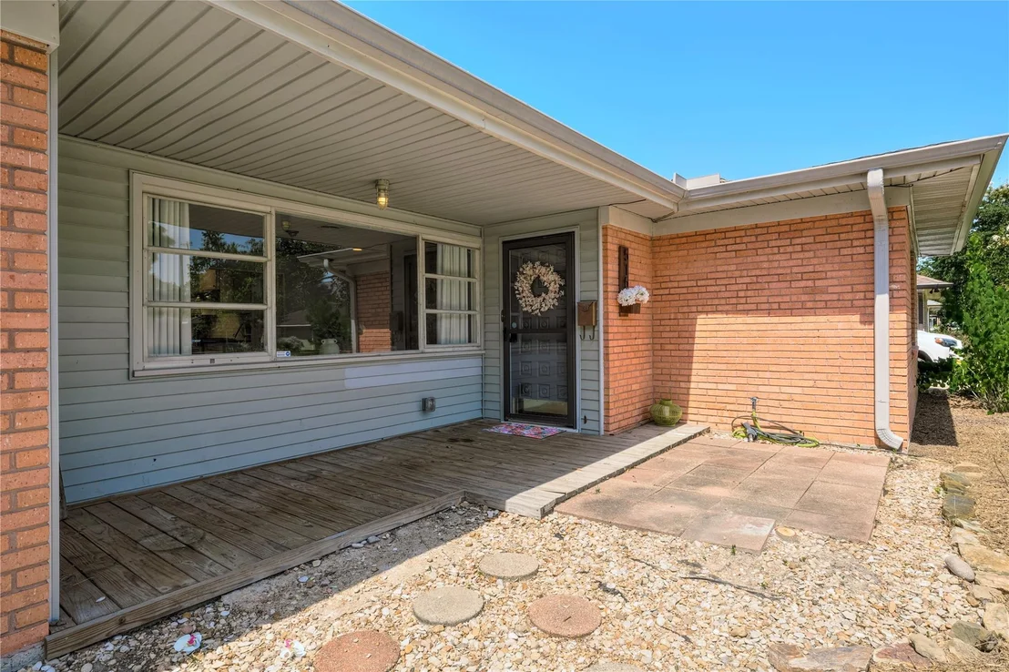Photo of 515 Azaleadell Drive