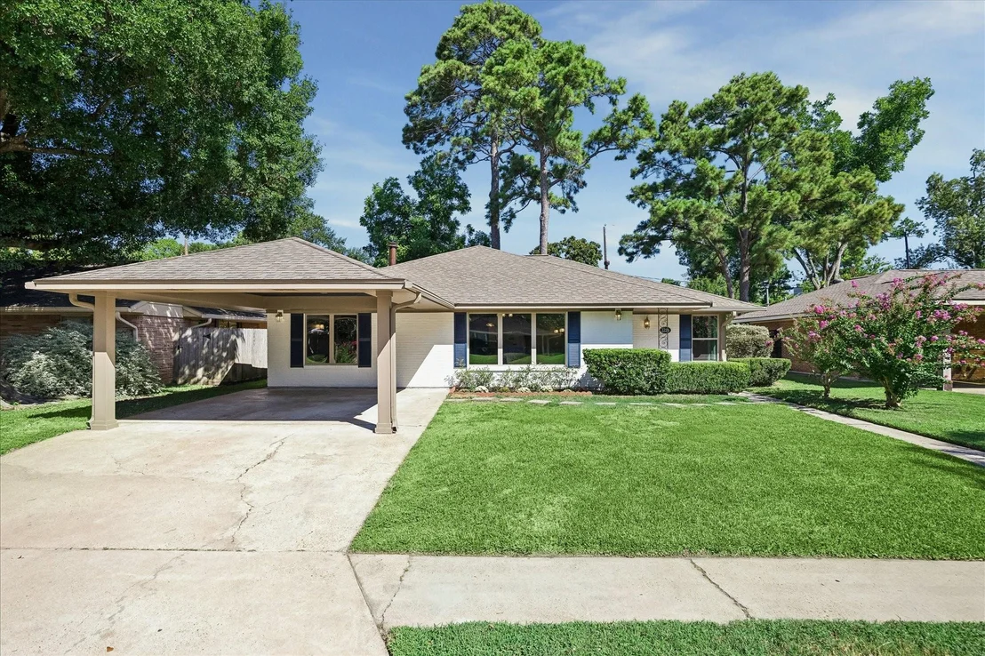 Photo of 2226 Lamonte Lane