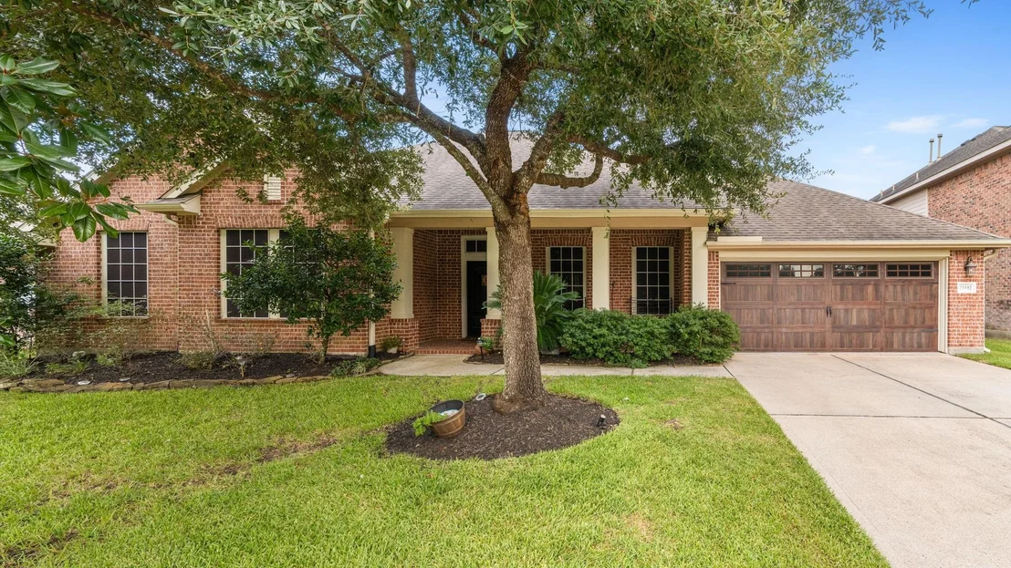 Photo of 31102 Oak Forest Hollow Lane