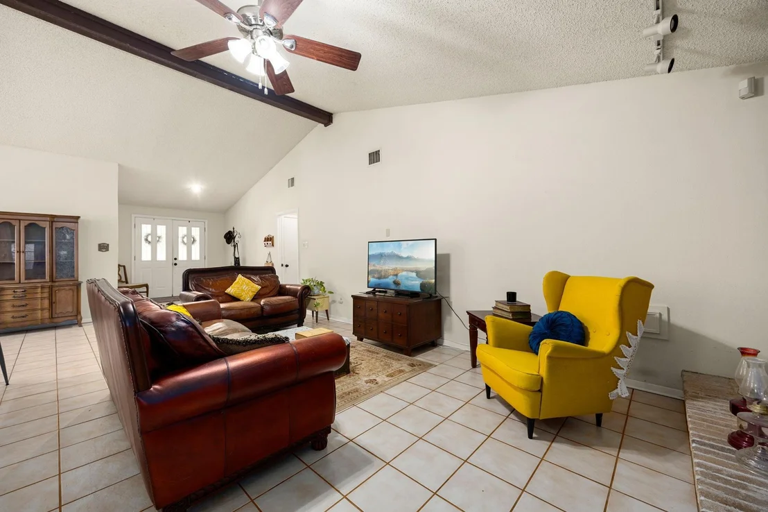 Photo of 17411 Huntersglen Circle