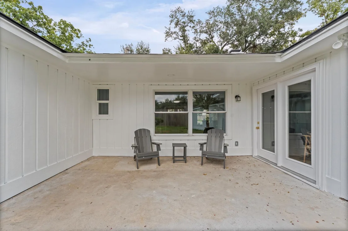 Photo of 2306 Eaglerock Drive