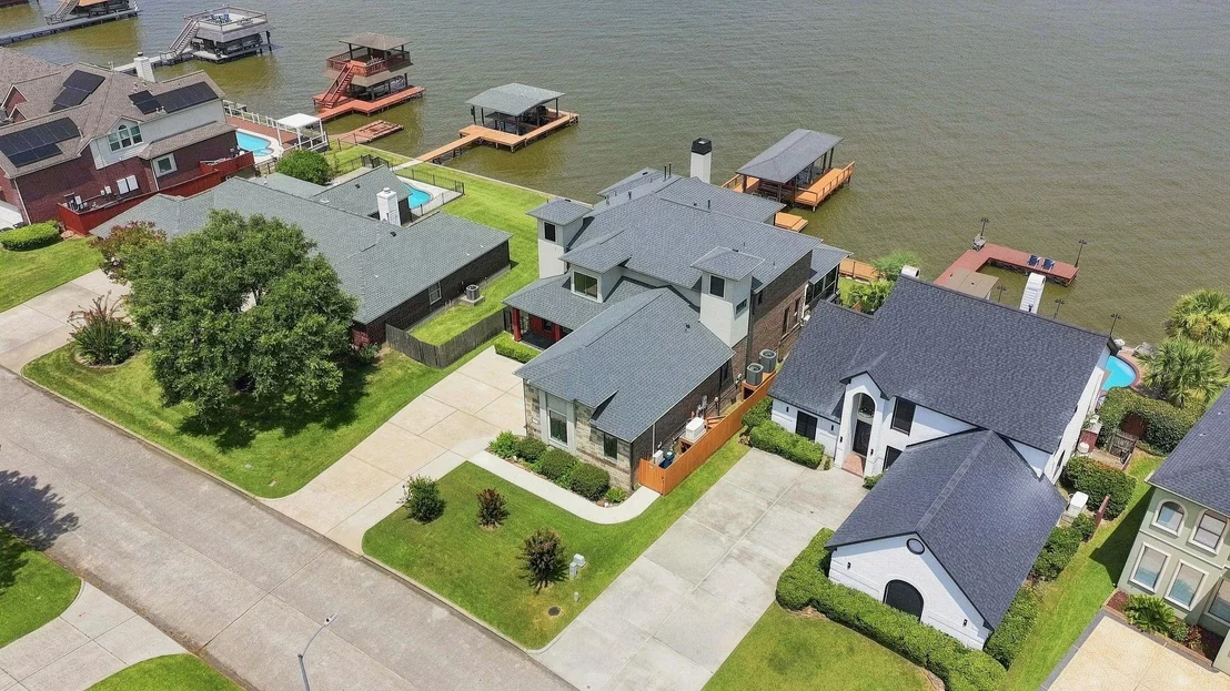 Photo of 18922 Vantage View Lane