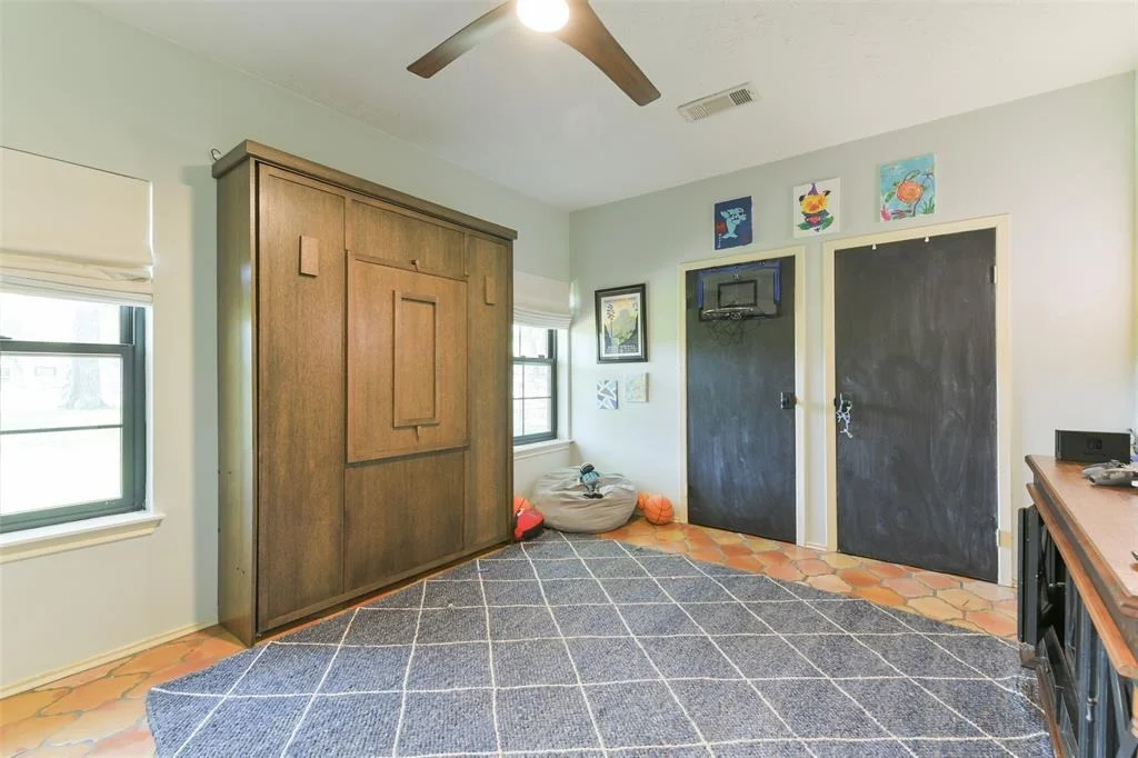 Photo of 18203 Kitzman Road Road