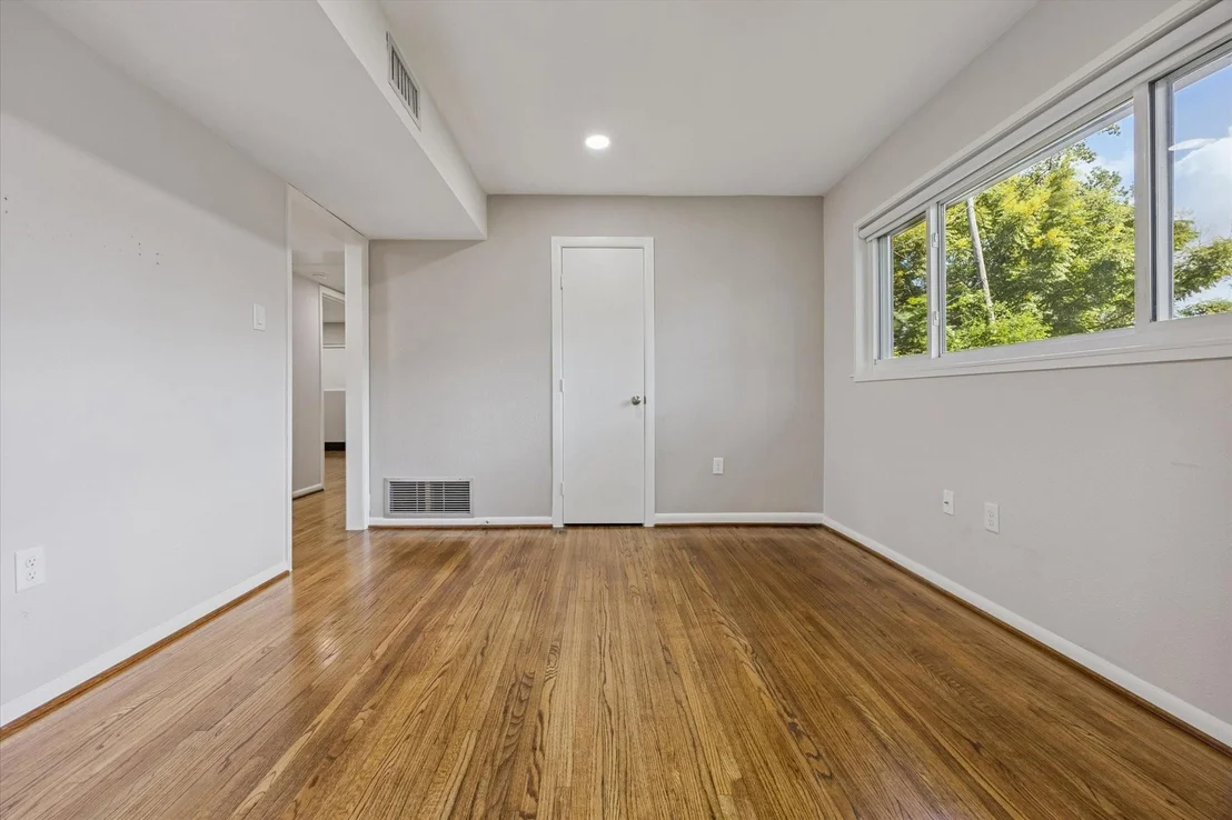 Photo of 8621 Bob White Drive