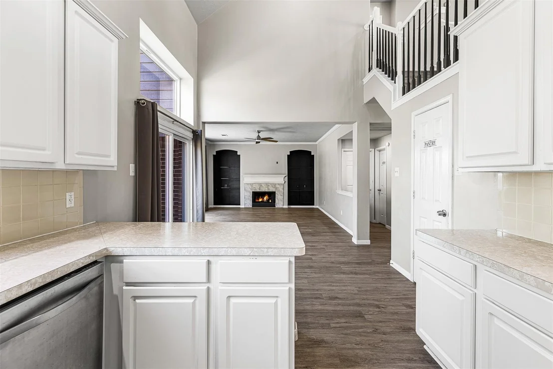 Photo of 6703 Walnut Square