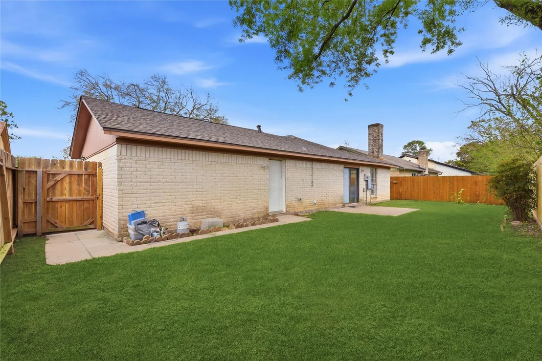 Photo of 9211 Benning Drive