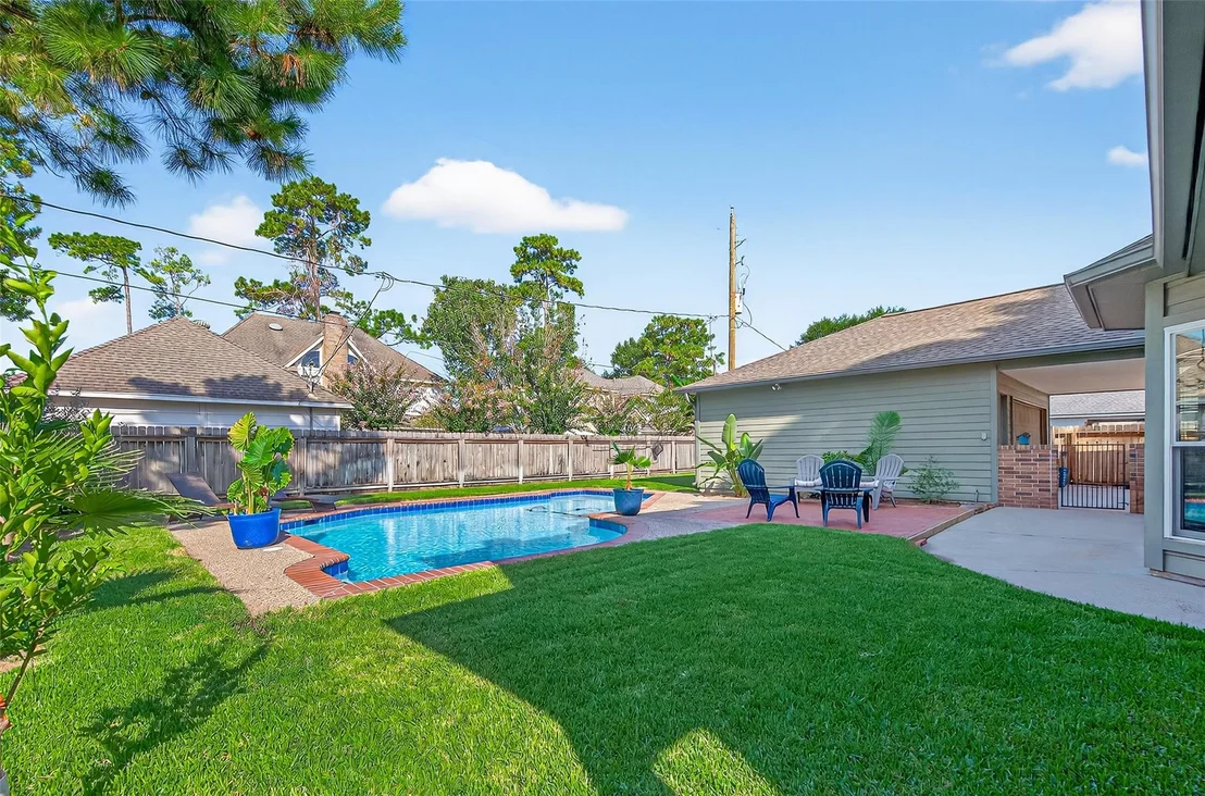 Photo of 17811 Woodlode Lane